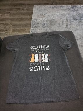 God Knew My Heart Needed Love Cats Graphic Tee - Dark Gray